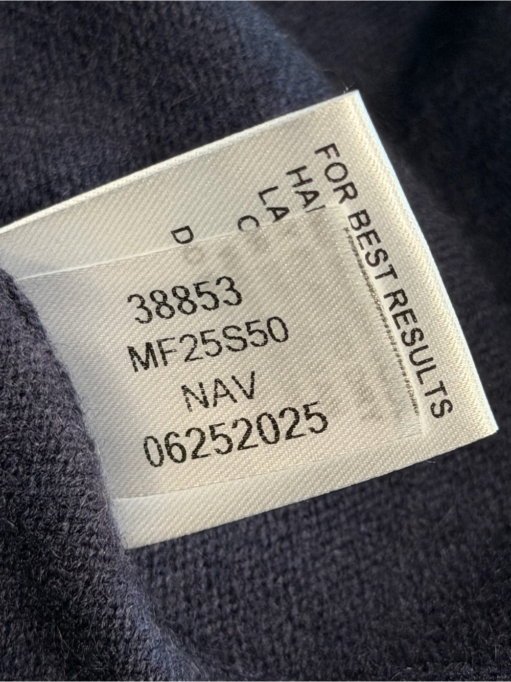 NWT Peter Millar Crown Heritage 100% Cashmere V-Neck Sweater (Large) - Picture 7 of 9